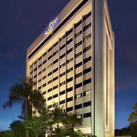 Singgasana Hotel נקסר מראה חיצוני תמונה