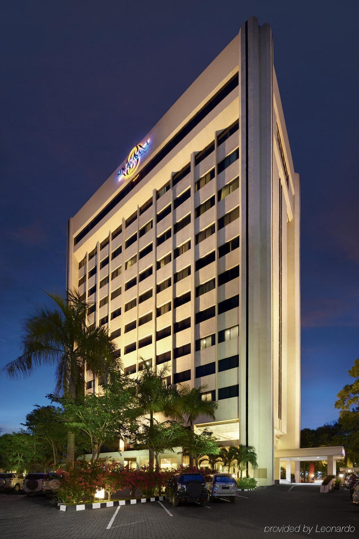 Singgasana Hotel נקסר מראה חיצוני תמונה